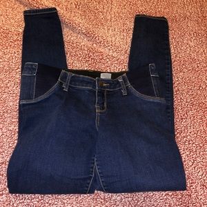 Maternity skinny jeans